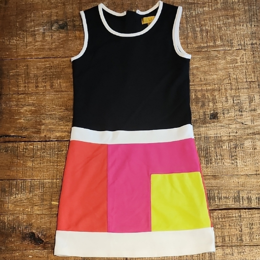 Nicole Miller Black and White Sheath Dress Sleeveless Scoop Neck